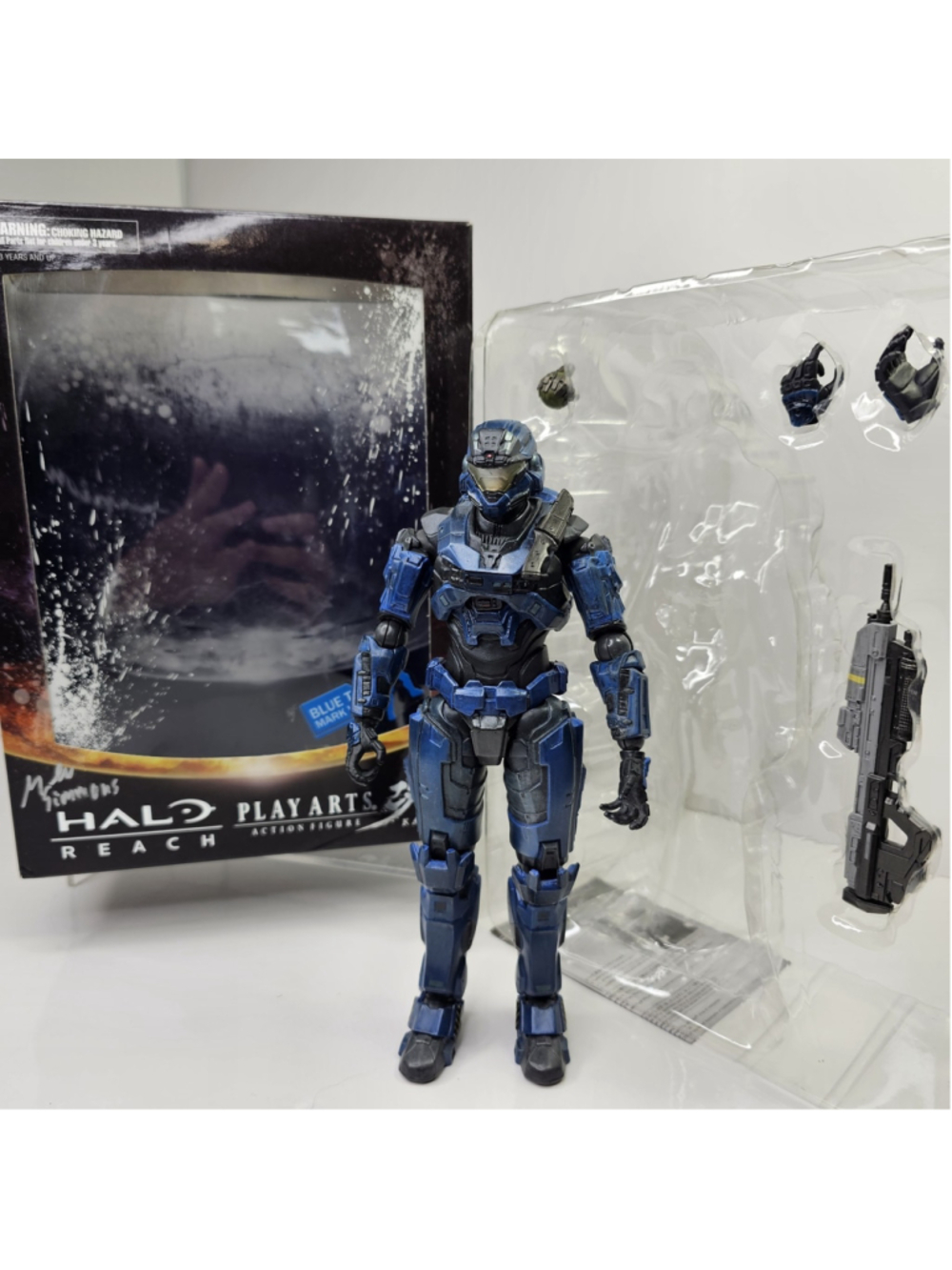 Gus Sorola Simmons SIGNED Halo Reach no.1 Noble Six Kai Figure Play Arts